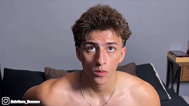 salvatore_romanoo's Live XXX Chat