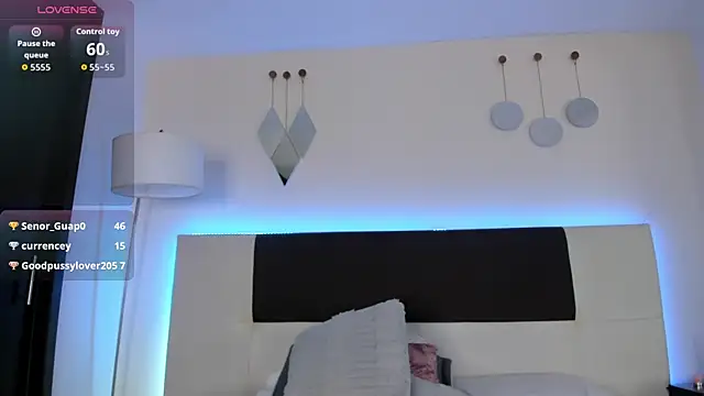 Chat XXX en directo de Sky_Loren