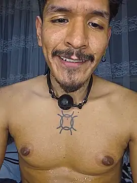 XXX chat uživo modela Mask_BDSM