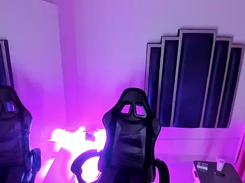 Damiam_23 – Naživo XXX chat