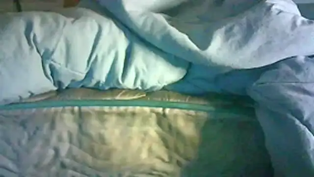 CR3M3_FIR3: διαδικτυακό σόου στην κάμερα