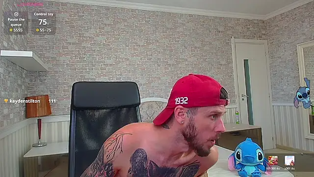 Chat XXX en directo de JonahShaw