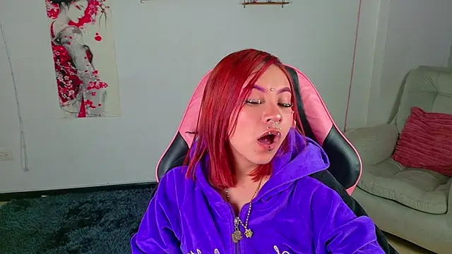 צ'אט XXX בשידור חי של Megam_white