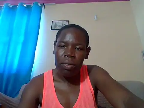 XXX chat uživo modela Blacksexyqueen24