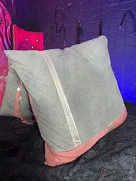 Bellaqueen_fetishsn Webbikameraesitys