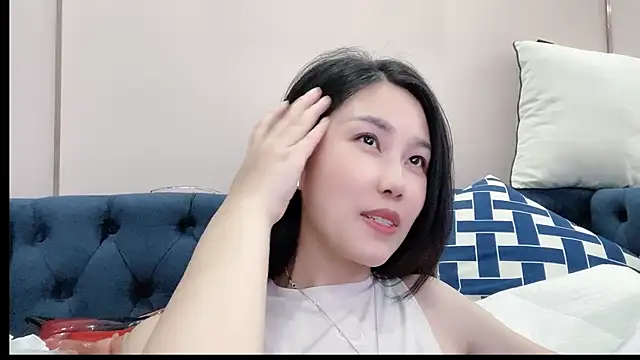 Emma_qiqi 在線直播表演