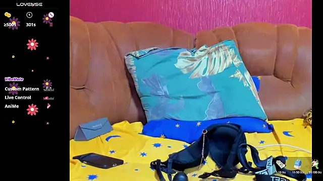 XXX chat uživo modela Boni_NeLL__