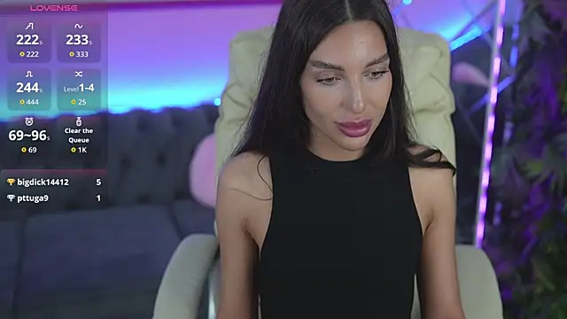 JasminBee webcam show