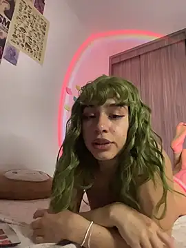 heybabymatcha Show in webcam