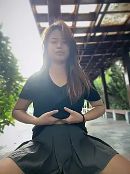 Toffee-00 live XXX chat