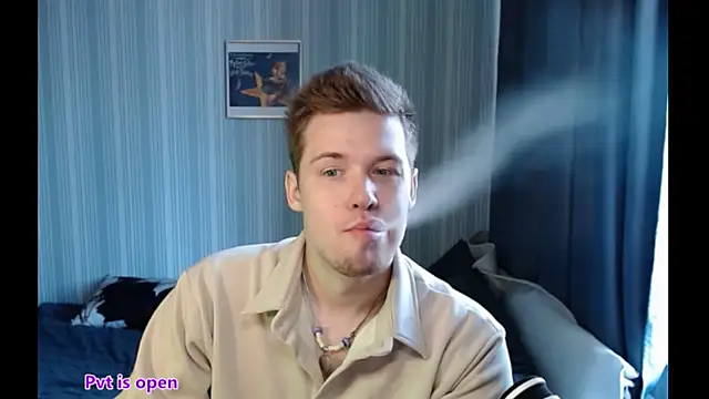 Webkamerová show Sheldon_music