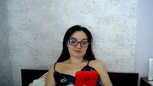 Shiny_gine live XXX chat