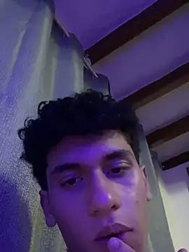 Chat XXX en directo de sexybadboy697