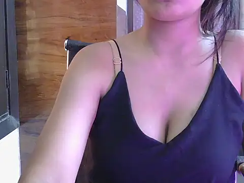 miss-riyaa Obrolan Langsung XXX