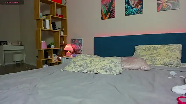 BritneyLix Live XXX-chat