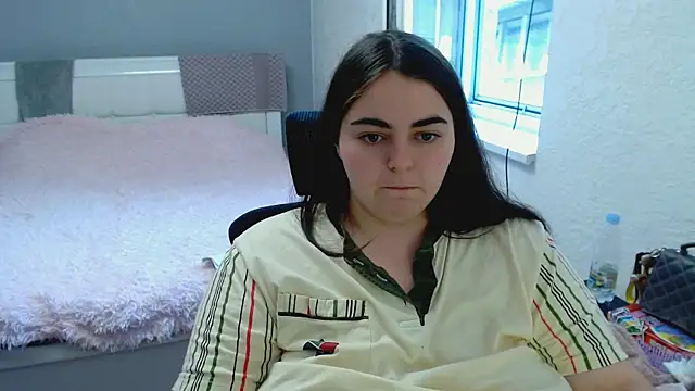 kitsune_8 Adlı Modelin Web Kamerası Şovu