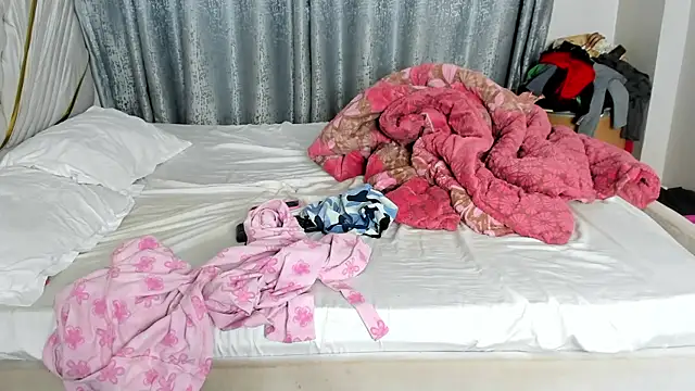 Charlies_Angelz's Webcam Show