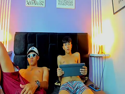 Oustin_ethitan Webcamshow