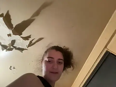 Snowbunnycake_131's Live XXX Chat