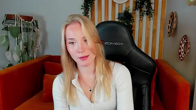 ElaraVoltage – Live XXX-chat
