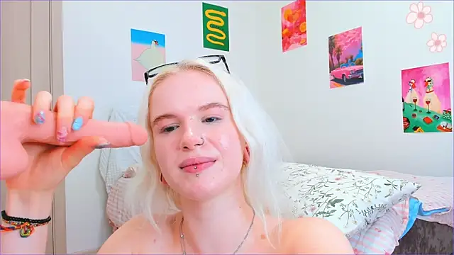 Mia_WaterFall's Live XXX Chat