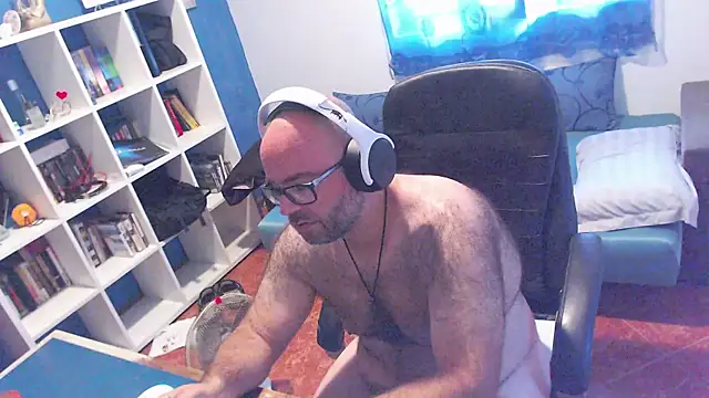 ravingr4d4's Webcam Show