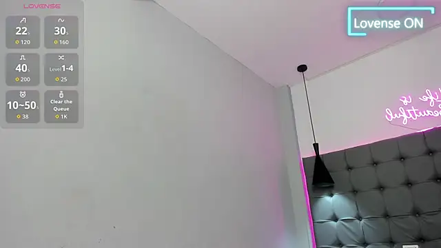 Вебкам-шоу scarletcherry18
