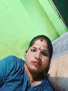 Joohi_Chawla143's Live XXX Chat