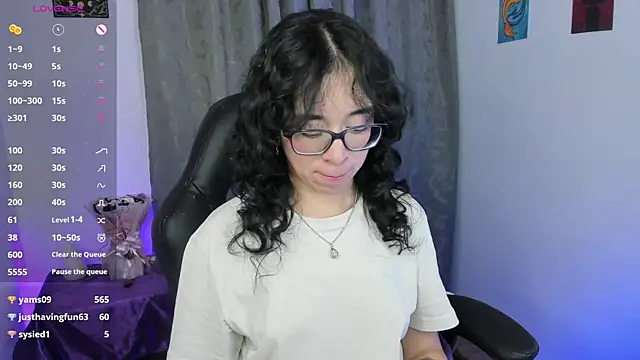 indra_cam Chat XXX live
