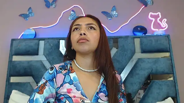 Sofia_Hot- Obrolan Langsung XXX