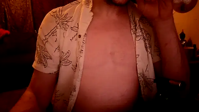 MasterDaddyCool élő XXX-chatje