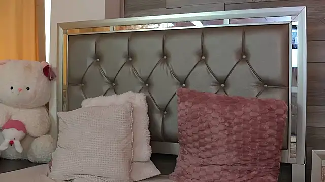 LunaHartn Live XXX chat