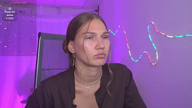 Sweet_Emilya Chat XXX in diretta
