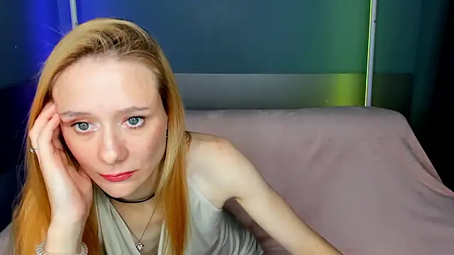 NikaBond Chat XXX live