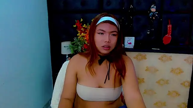 Cloelombard Adlı Modelin Canlı XXX Sohbeti