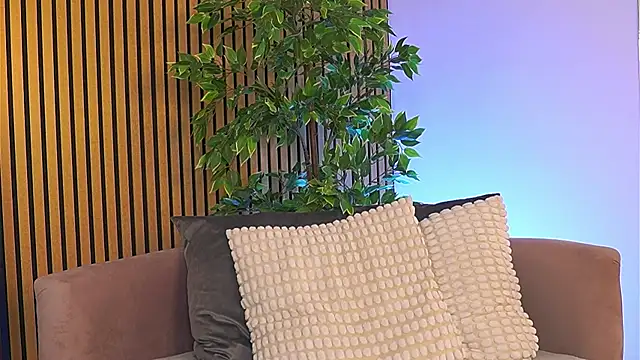 Avril_Cyrus élő XXX-chatje