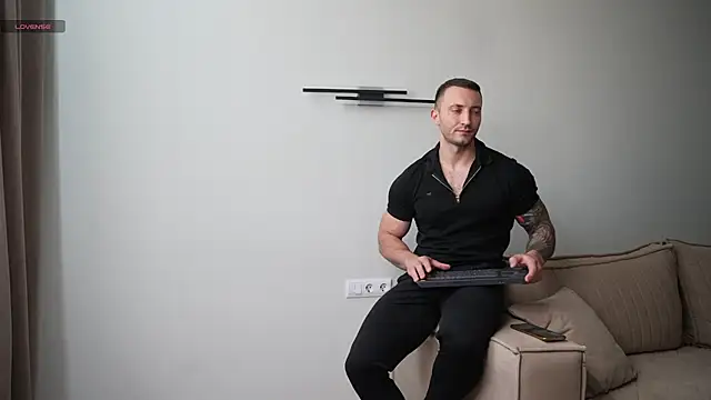 _diferente_ Adlı Modelin Canlı XXX Sohbeti