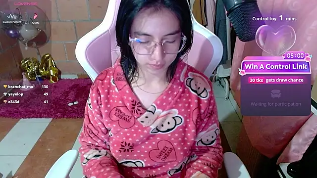 Czat XXX na żywo – Maggie_Fox3
