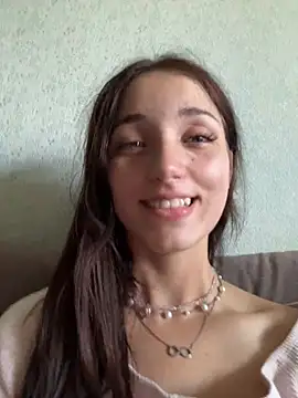 DollyTall Pertunjukan Webcam