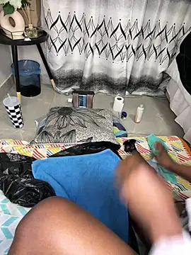 Nicole_bash élő XXX-chatje