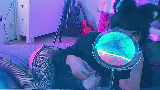 Chat XXX en directo de CeriseLapine
