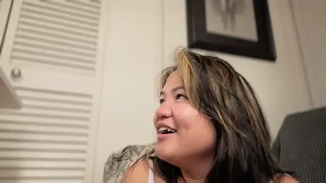 momgoeswild – Live XXX-chat
