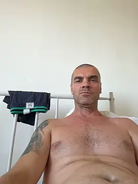 SIRMASTERDOMINATORXXL Adlı Modelin Canlı XXX Sohbeti