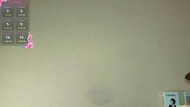 DracosMoon's Live XXX Chat