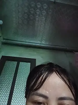 Czat XXX na żywo – Lee_bee1