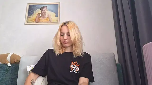 แชท XXX สดของ LalaTredennick