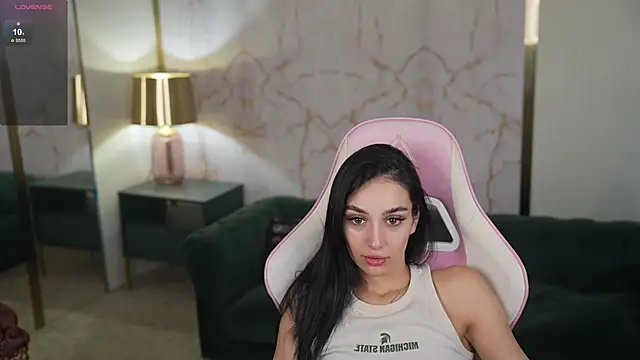Mila_Rose054 Chat XXX in diretta