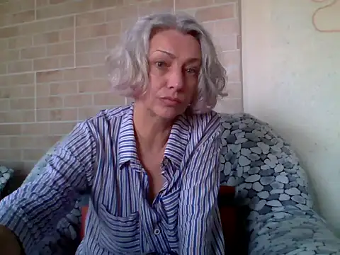 Lorie_Carrie Live XXX-Chat