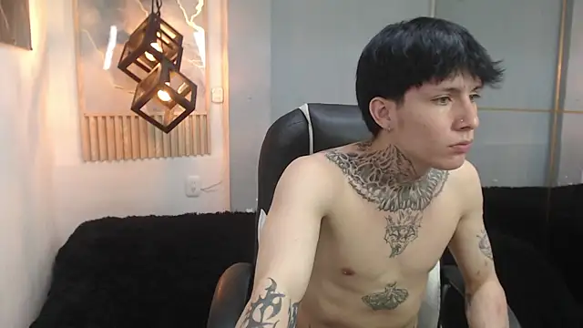 Chat XXX Live Cry_thereal