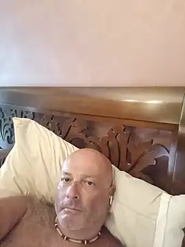 Alexis_BullのライブXXXチャット